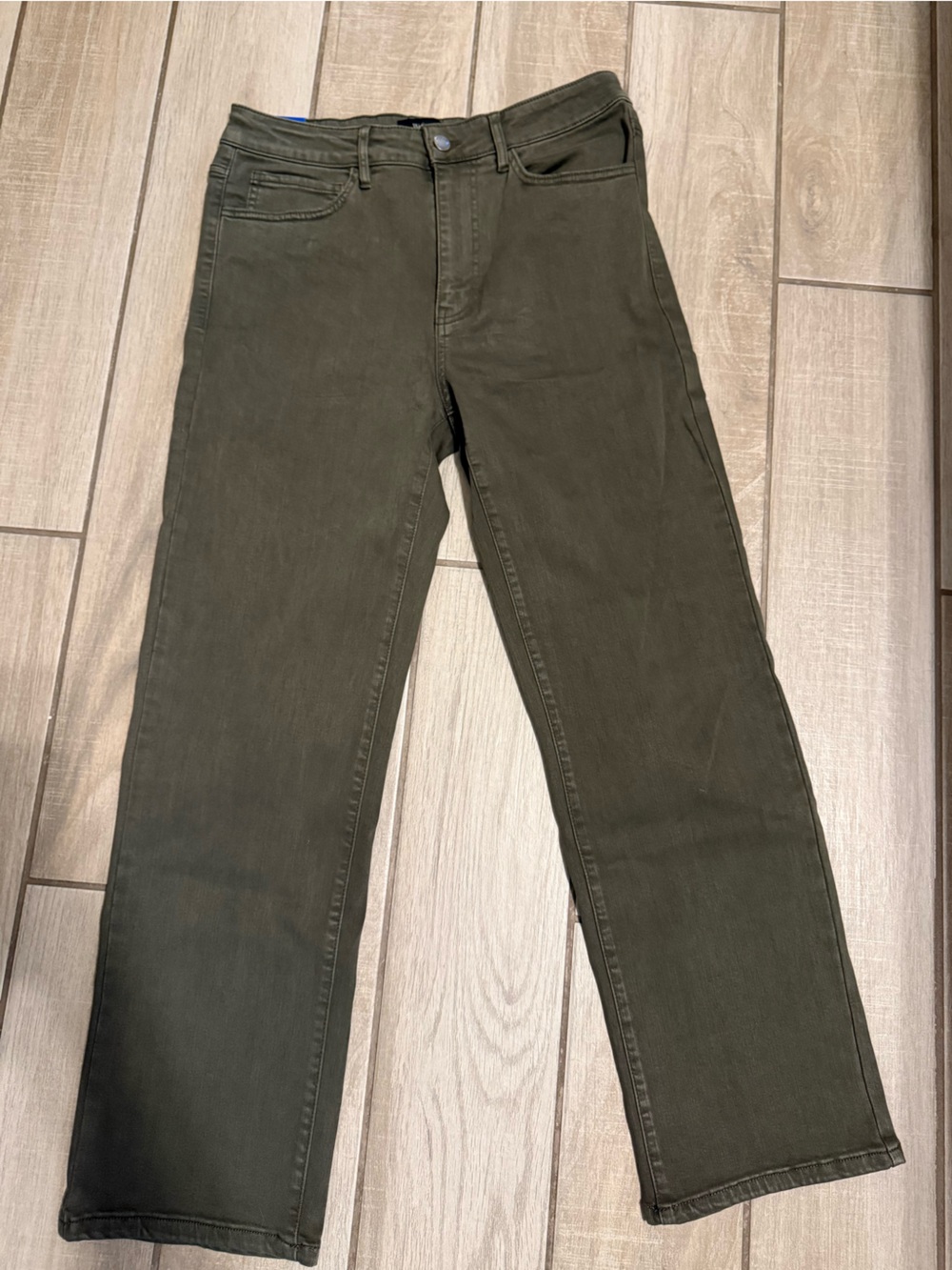 Well Worn Women’s High Rise Straight Leg Jeans in Olive size NWT size 10/30